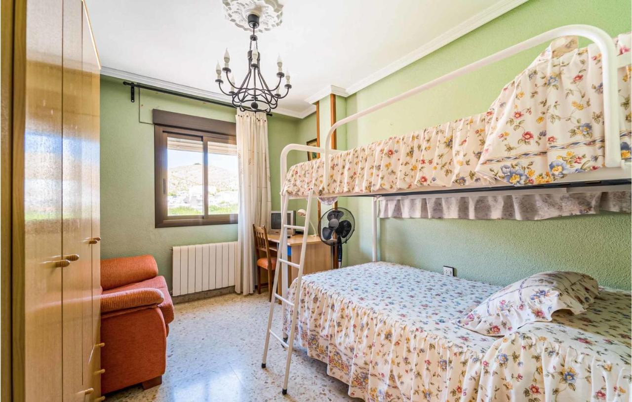 3 Bedroom Cozy Apartment In Pegalajar מראה חיצוני תמונה