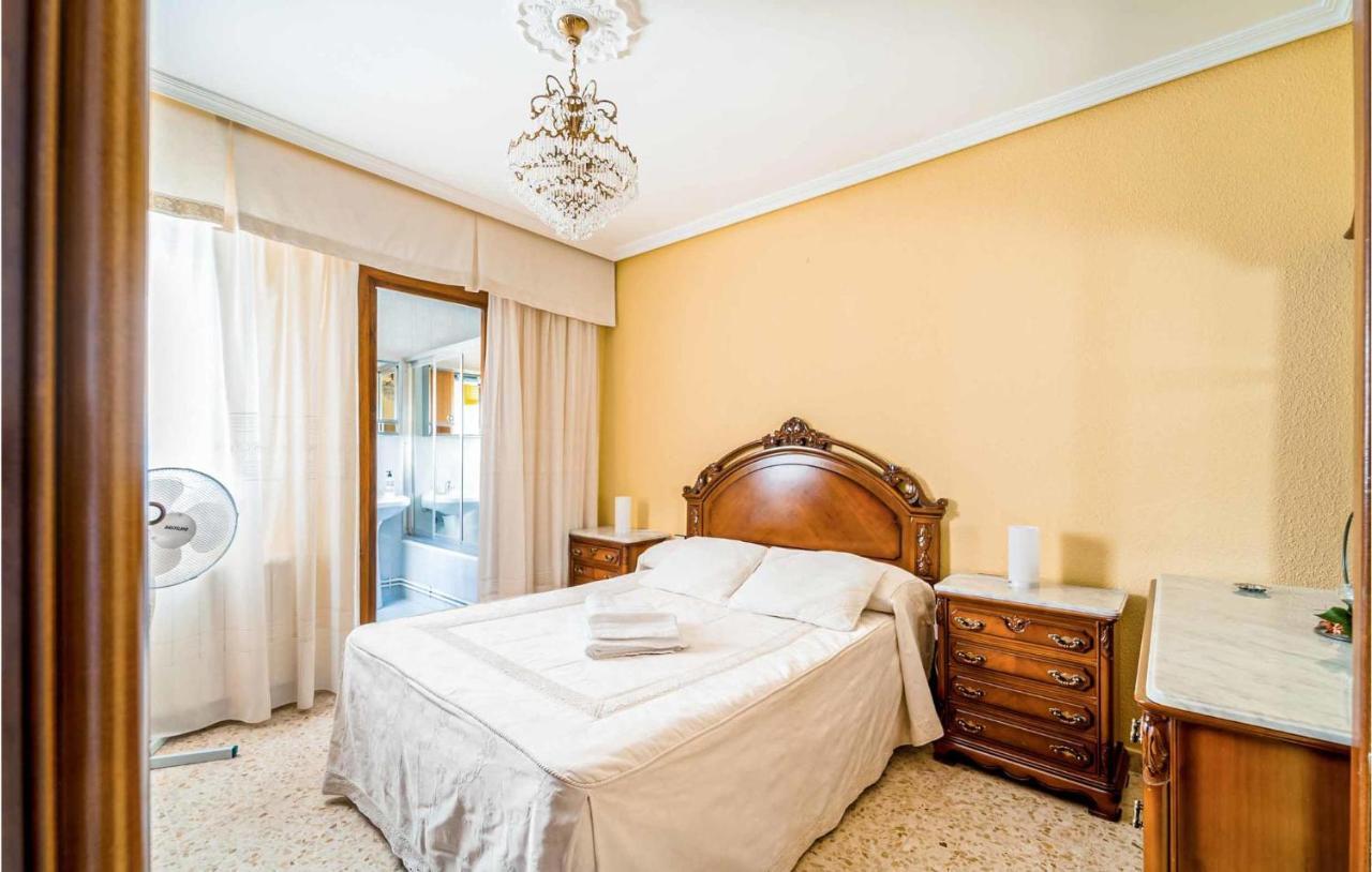 3 Bedroom Cozy Apartment In Pegalajar מראה חיצוני תמונה